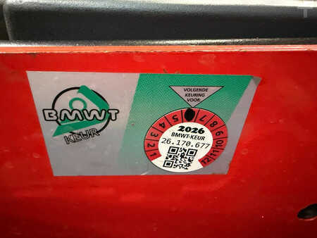 Nízkozdvižný vozík 2016  Linde T20AP (9)