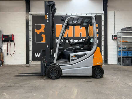 Elektromos 4 kerekű 2018  Still RX20-20P (2)