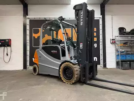 Diesel heftrucks 2019  Still RX60-40 (1)
