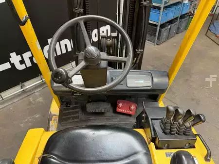 Carrelli elevatori diesel 2001  Hyster J2.50XM (5)
