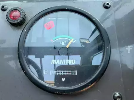 Terénní vysokozdvižný vozík 2012  Manitou M30-4 (7)