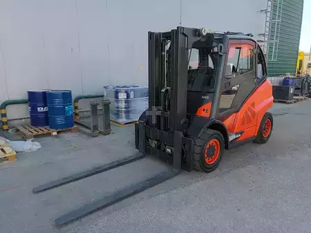 Diesel Forklifts 2016  Linde H45-02 (1)