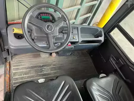 Tahač 2016  Linde P 250 127 (4)