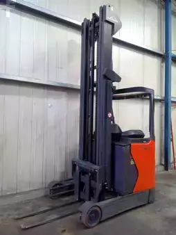 Schubmaststapler 2014  Linde R 14 115 (1)