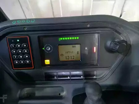 Schubmaststapler 2014  Linde R 14 115 (3)