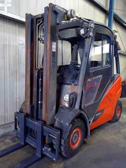 Dízel targoncák 2016  Linde H20D 600 392 (1)