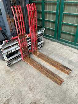 Treibgasstapler 2016  Linde H40T - 02 394 (10)