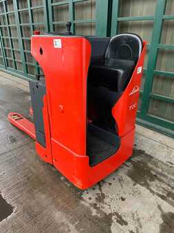Nízkozdvižný vozík se sedadlem pro řidiče 2012  Linde T20S 144 (3)