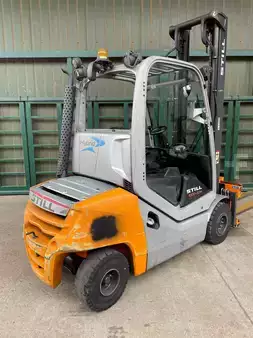 Chariots élévateurs diesel 2017  Still  RX 70-30 H (2)