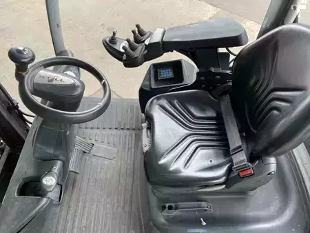 LPG heftrucks 2018  Still RX70-20T (4)