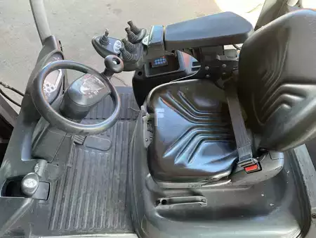 Gas gaffeltruck 2018  Still RX 70-20 T (4)