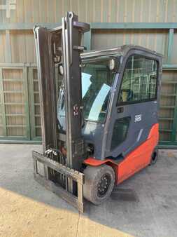 Sähkö - 4 pyör 2017  Toyota 8FBMT35 (1)