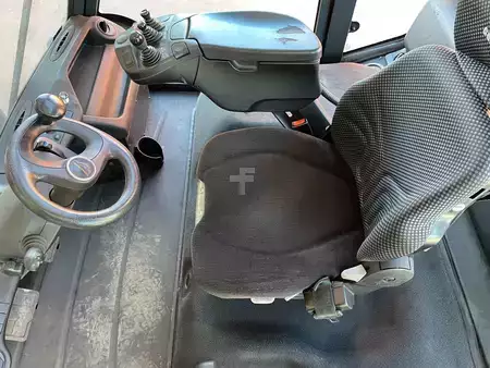 Treibgasstapler 2019  Linde H80T 900 396 (4)