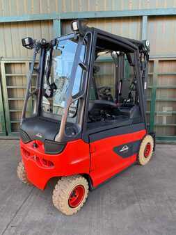 4-wiel elektrische heftrucks  Linde E25L 387 (2)