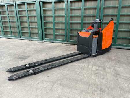 Låglyftare El 2021  BT LPE 220 (1)