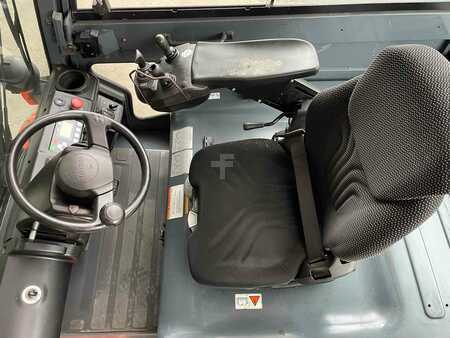 Elektro čtyřkolový VZV 2017  Toyota 8FBMT50 (4)