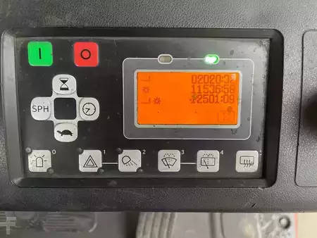 Eléctrico - 4 rodas 2014  Toyota 8FBMT30 (4)