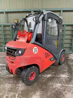 Carrelli elevatori GPL 2017  Linde H35T 393 (2)