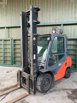 Gas gaffeltruck 2009  Toyota 02-8FGF30 (1)