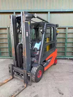 Elektro 4 Rad 2018  Linde E 25 387 (1)