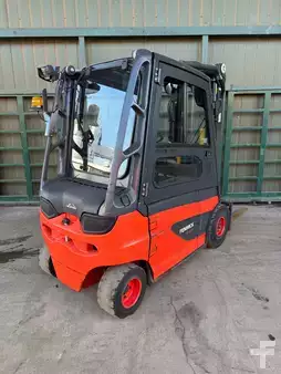 Elektro 4 Rad 2018  Linde E 25 387 (2)
