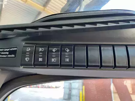 Chariots porte-conteneurs 2021  Linde H25T 1202 (6)