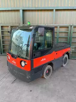 Tahač 2013  Linde P 250 127 (1)