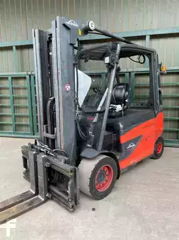 Eléctrica de 4 ruedas 2013  Linde E50HL 600 388 (1)