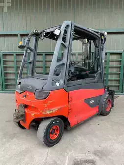 Eléctrica de 4 ruedas 2013  Linde E50HL 600 388 (2)