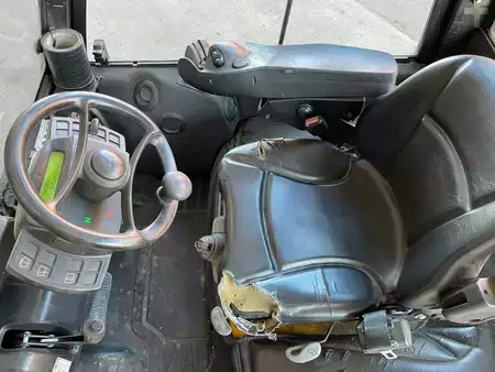 Chariots élévateurs diesel 2014  Yale GDP 35 VX (3)