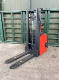 Pallyftare 2015  Linde  L 14 AP 1173 (1)