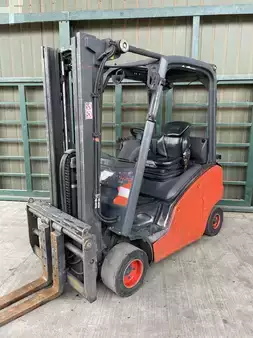 Treibgasstapler 2018  Linde H 20 T 391 (1)