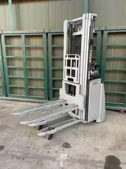 Pallet Stackers 2016  Still EXV 16i (2)