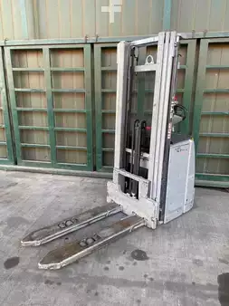 Pallet Stackers 2020  Still EXV 16i (1)