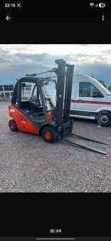 Chariots élévateurs diesel 2012  Linde H25D (3)