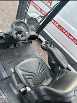 Chariots élévateurs diesel 2012  Linde H25D (8)