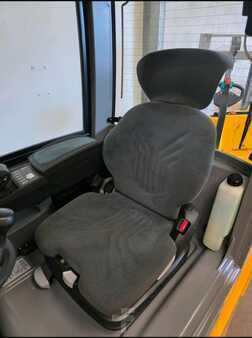 Carrelli elettrici 4 ruote 2020  Jungheinrich EFG 320 (6)