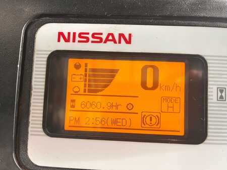 4-wiel elektrische heftrucks 2013  Nissan 1Q2L25Q (4)