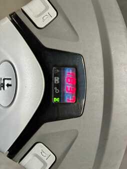 Porta-paletes elétrico 2018  Toyota LWE200 (5)