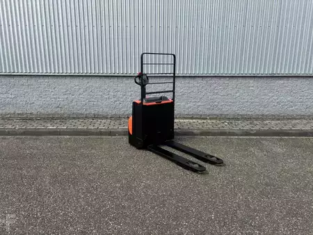 Låglyftare El 2020  Toyota LWE160 (2)