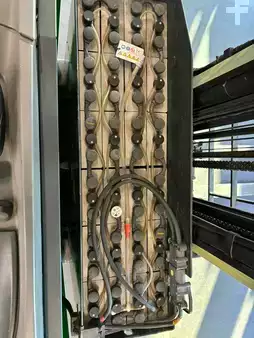 Carretilla retráctil 2007  Cesab RRB2 (4)