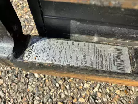 Elektrisk- 3 hjul 2017  Cesab B 213 (7)