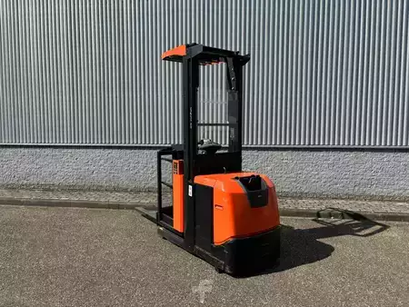 Függőleges komissiózó 2019  Toyota OME100N (2)