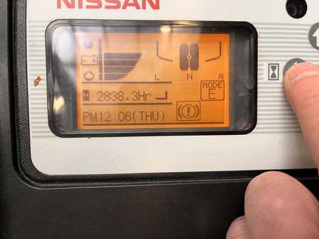 Eléctrica de 3 ruedas 2012  Nissan S1N1L15Q (4)