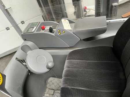 Vysokozdvižný vozík se sedadlem pro řidiče 2011  Nissan XJN200 (4)