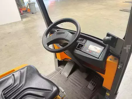Schlepper 2023  Jungheinrich EZS 570--EK (12)