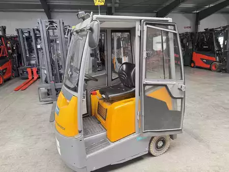 Schlepper 2023  Jungheinrich EZS 570--EK (2)
