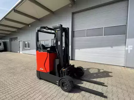 Schubmaststapler 2019  Linde R16G--EK (8)