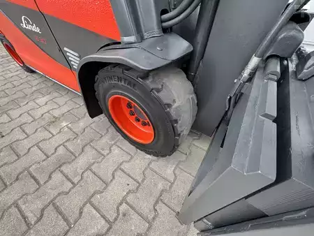 Elektro 4 Rad 2014  Linde E30/600HL--EK (7)