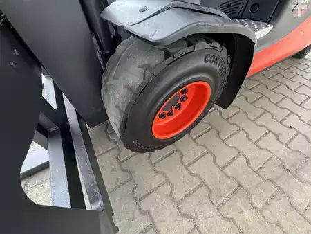 Elektro 4 Rad 2014  Linde E30/600HL--EK (8)